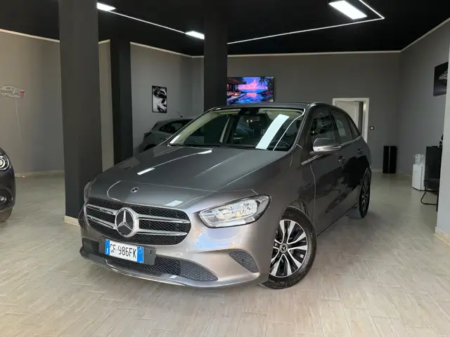 Mercedes-Benz B 180 d Sport auto