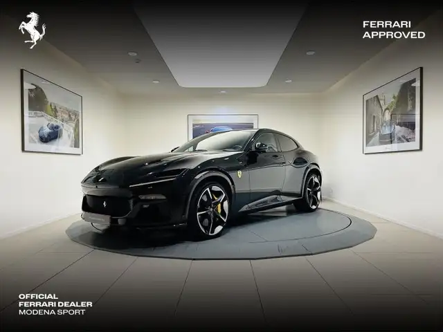 Ferrari Purosangue 725 CV