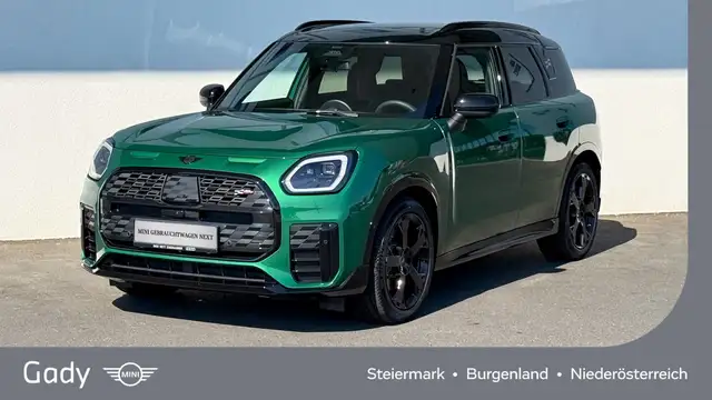 MINI Countryman D John Cooper Works Trim