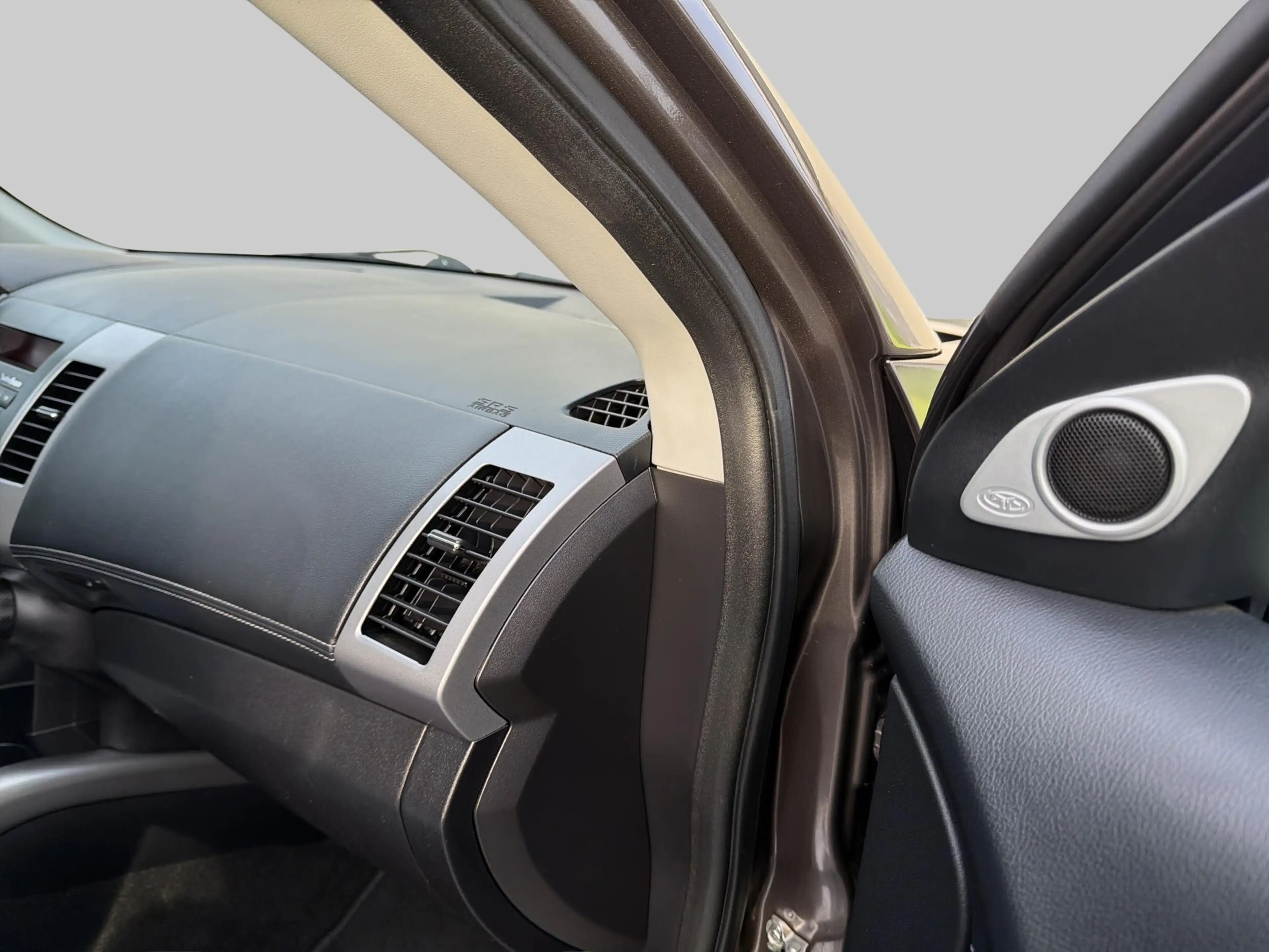 Mitsubishi Outlander 2.0 Ed Two Instyle*1e eig*NL-Auto*Trekh.* — photo 13