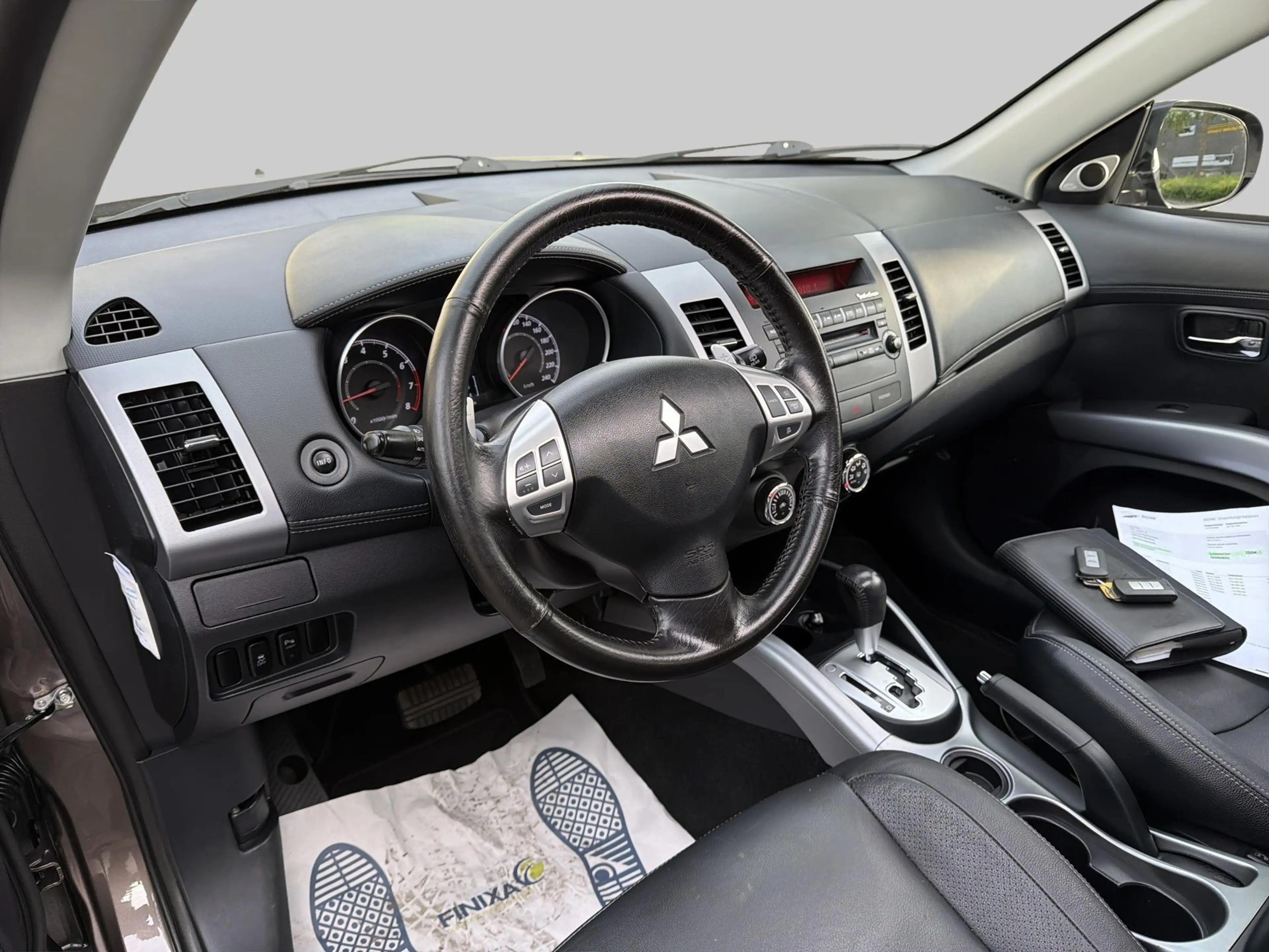 Mitsubishi Outlander 2.0 Ed Two Instyle*1e eig*NL-Auto*Trekh.* — photo 4