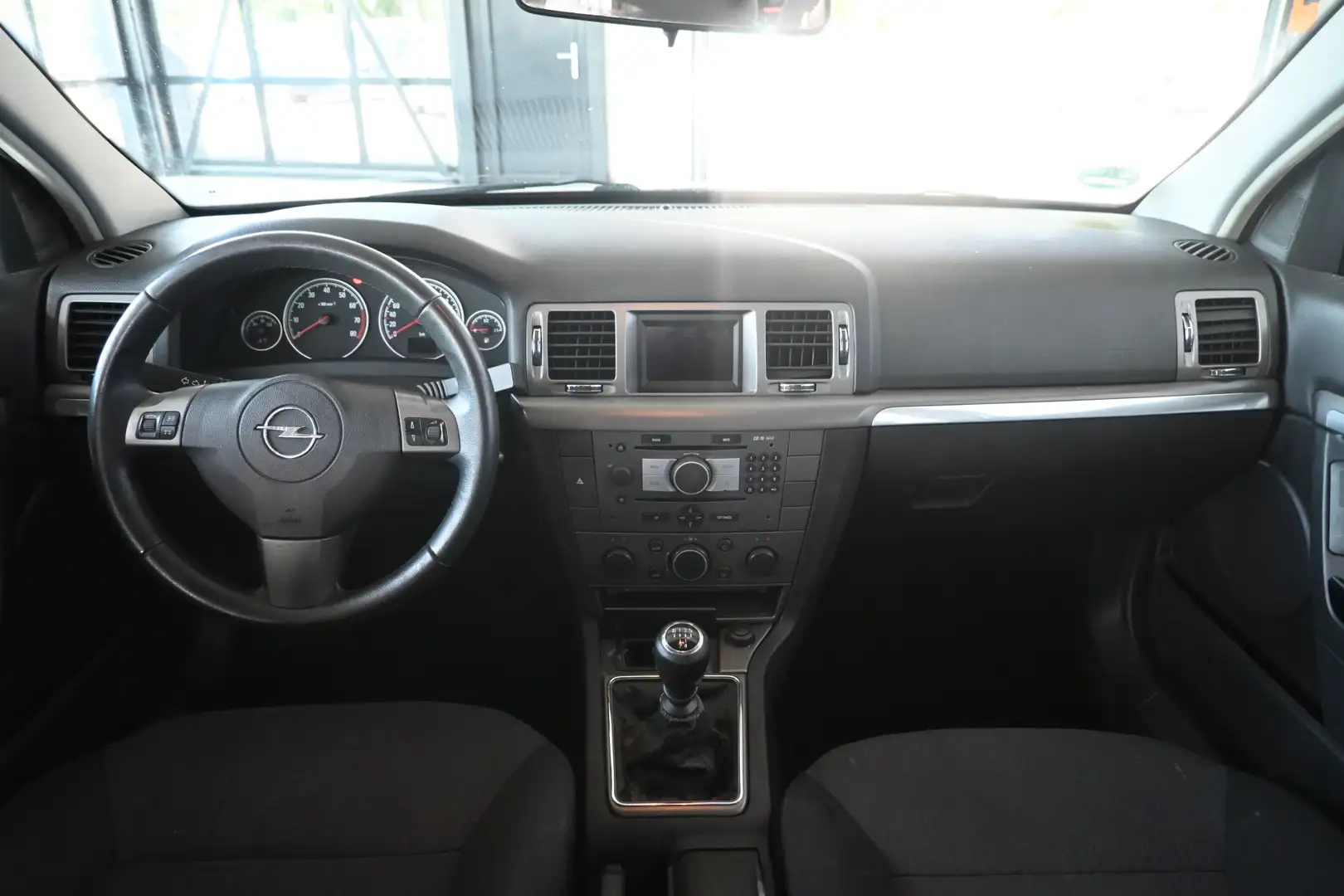 Opel Vectra 1.8-16V Business Trekhaak Cruise Control Elektrisc Grijs - 2