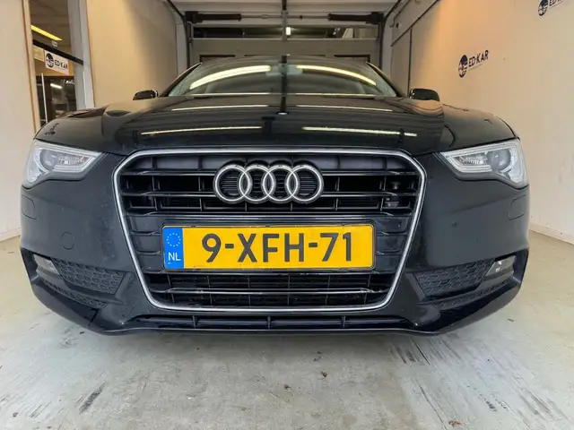 Audi A5 view 4