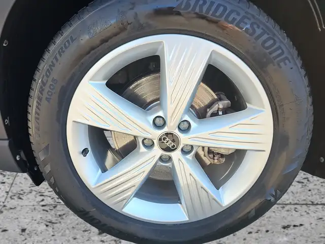 Audi Q4 E-Tron view 8