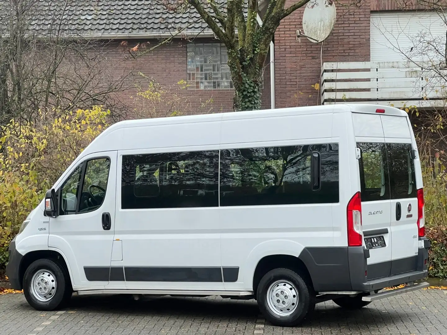 Fiat Ducato 3.0 Natural Power/CNG/Benzin 9 Sitze Pdc Weiß - 2