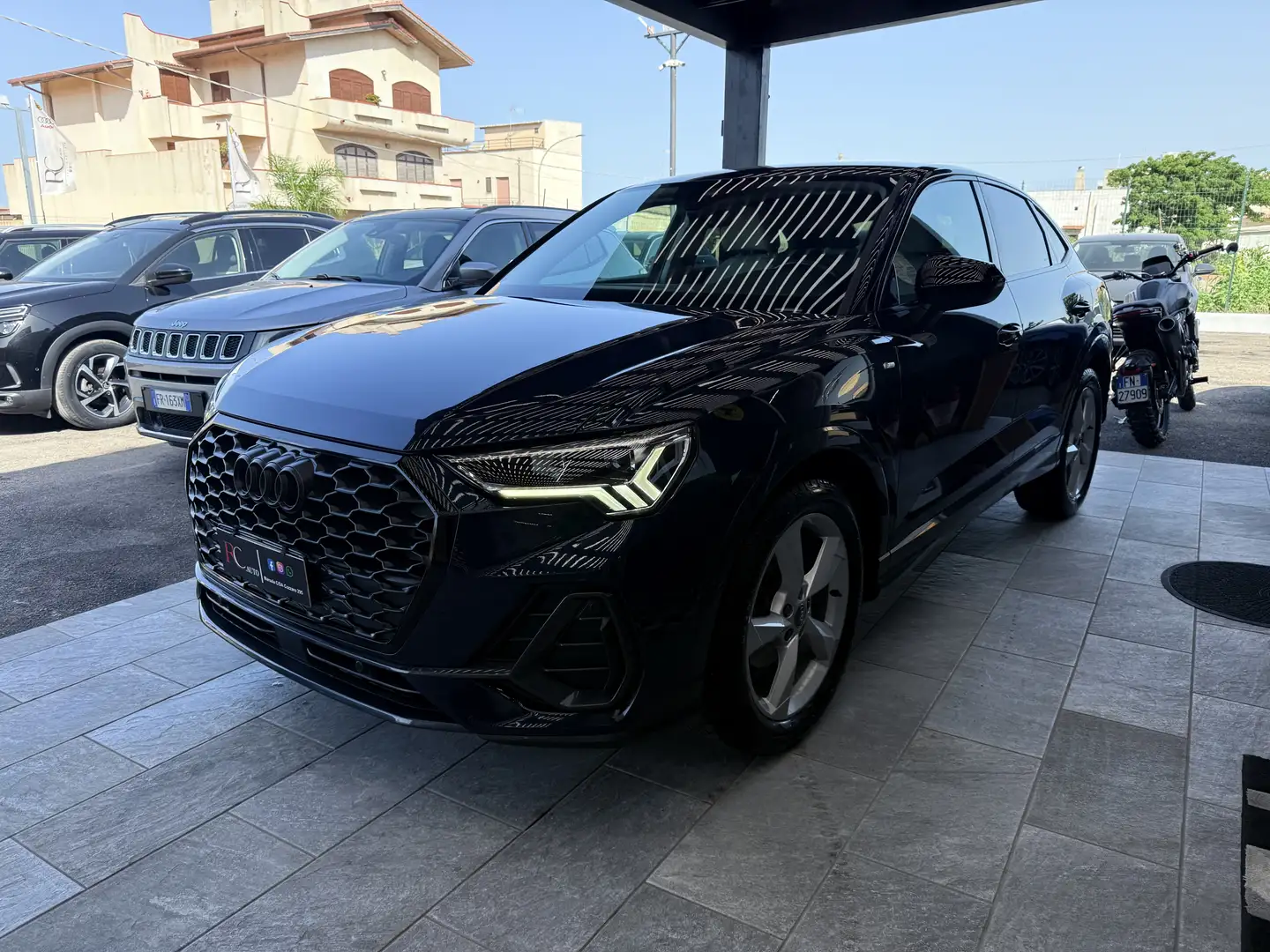 Audi Q3 Sportback 35 2.0 tdi Business Plus s-tronic - 2