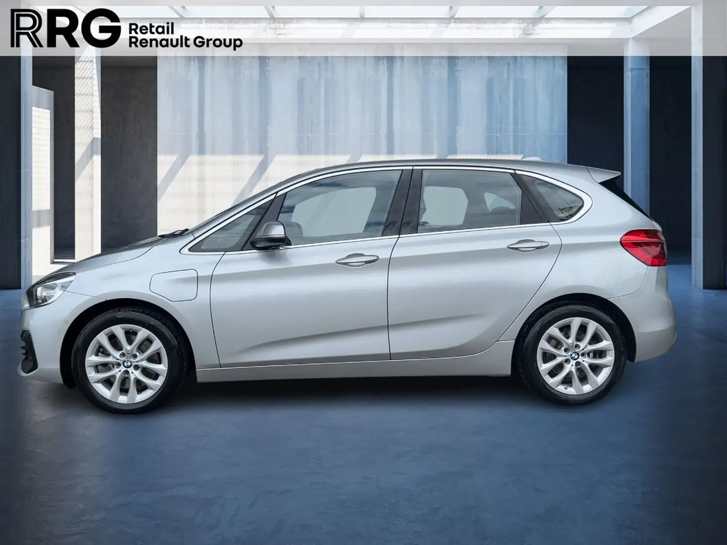 BMW 225 Active Tourer XE Advantage Plug-In Allrad Argent - 2