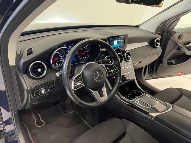 Mercedes-Benz GLC view 15