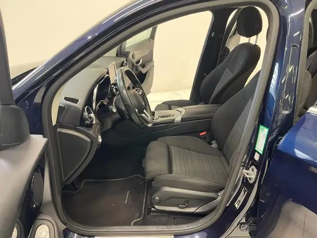 Mercedes-Benz GLC view 6