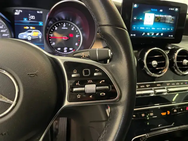 Mercedes-Benz GLC view 19
