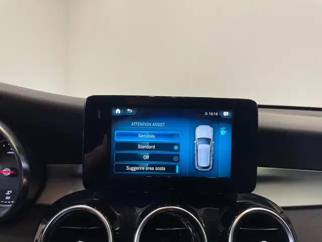 Mercedes-Benz GLC view 25