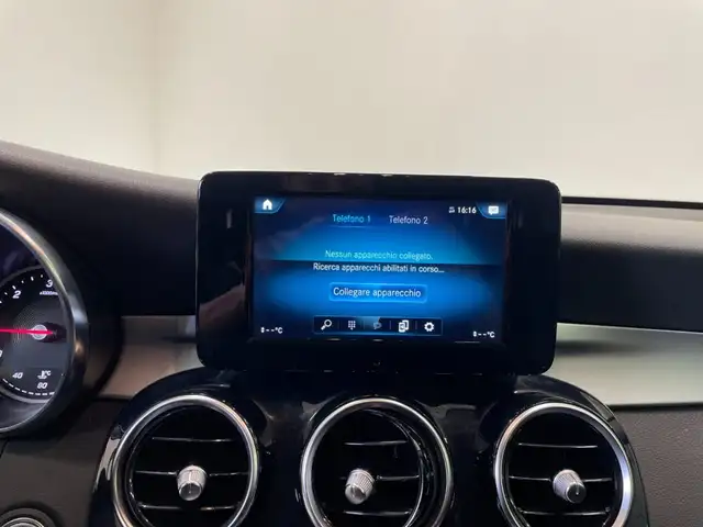 Mercedes-Benz GLC view 12