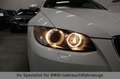 BMW 330 i xDrive*Navi*Vollleder*MFL*SHZ*Schiebedach Weiß - thumbnail 4