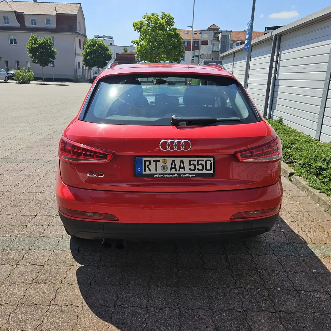 Audi Q3 1.4 TFSI Rot - 1