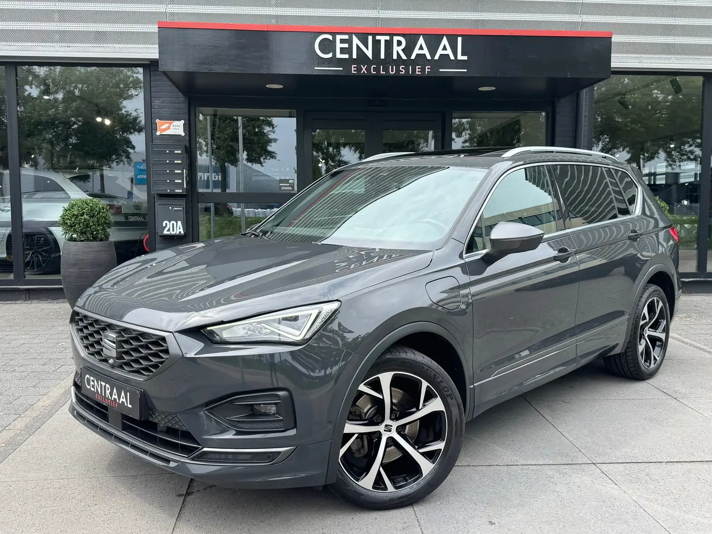SEAT Tarraco 1.4 TSI e-Hybrid PHEV FR 245PK|Pano|Memory|360Came Gris - 1