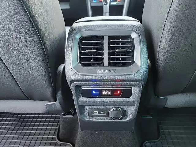 Volkswagen Tiguan view 27