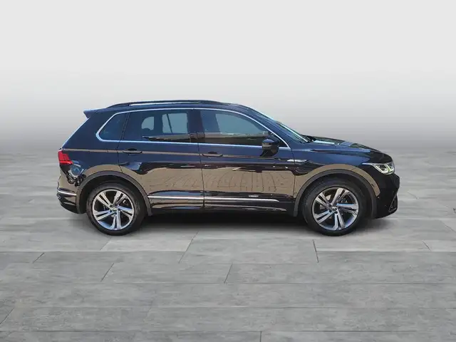 Volkswagen Tiguan view 6
