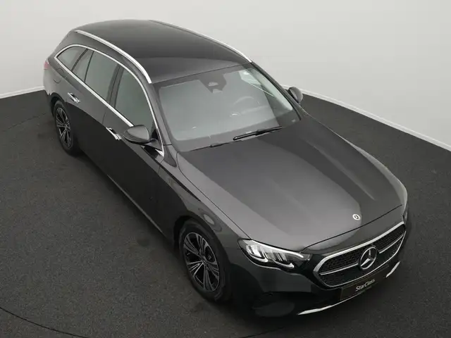 Mercedes-Benz E-Class view 12