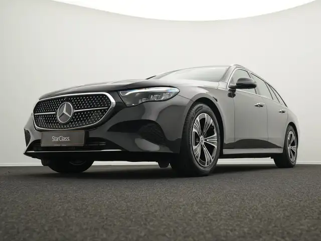 Mercedes-Benz E-Class view 10