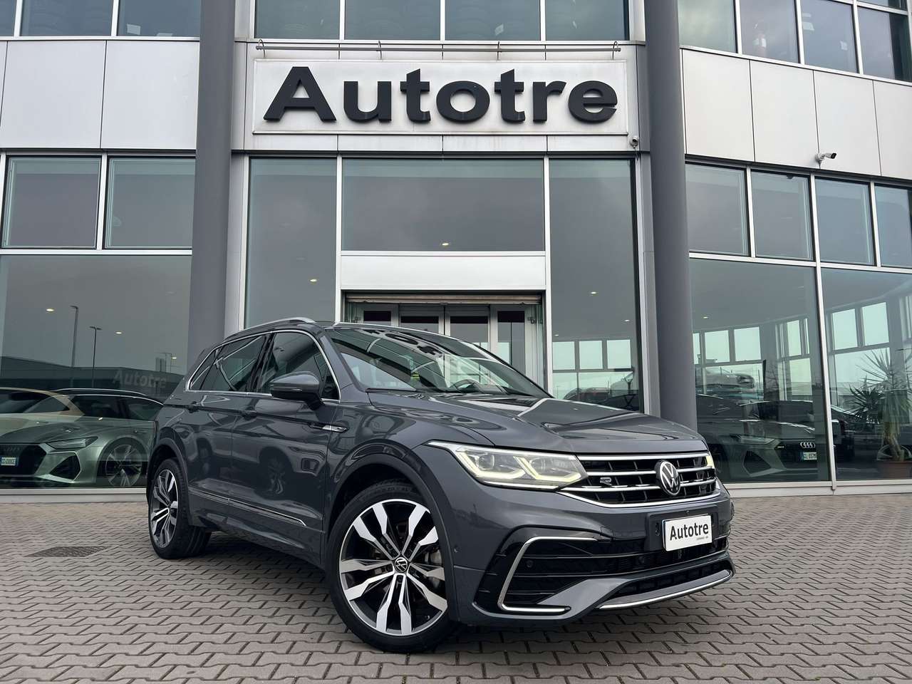 Volkswagen Tiguan 2.0 TDI SCR 147KW R-Line DSG 4MOTION
