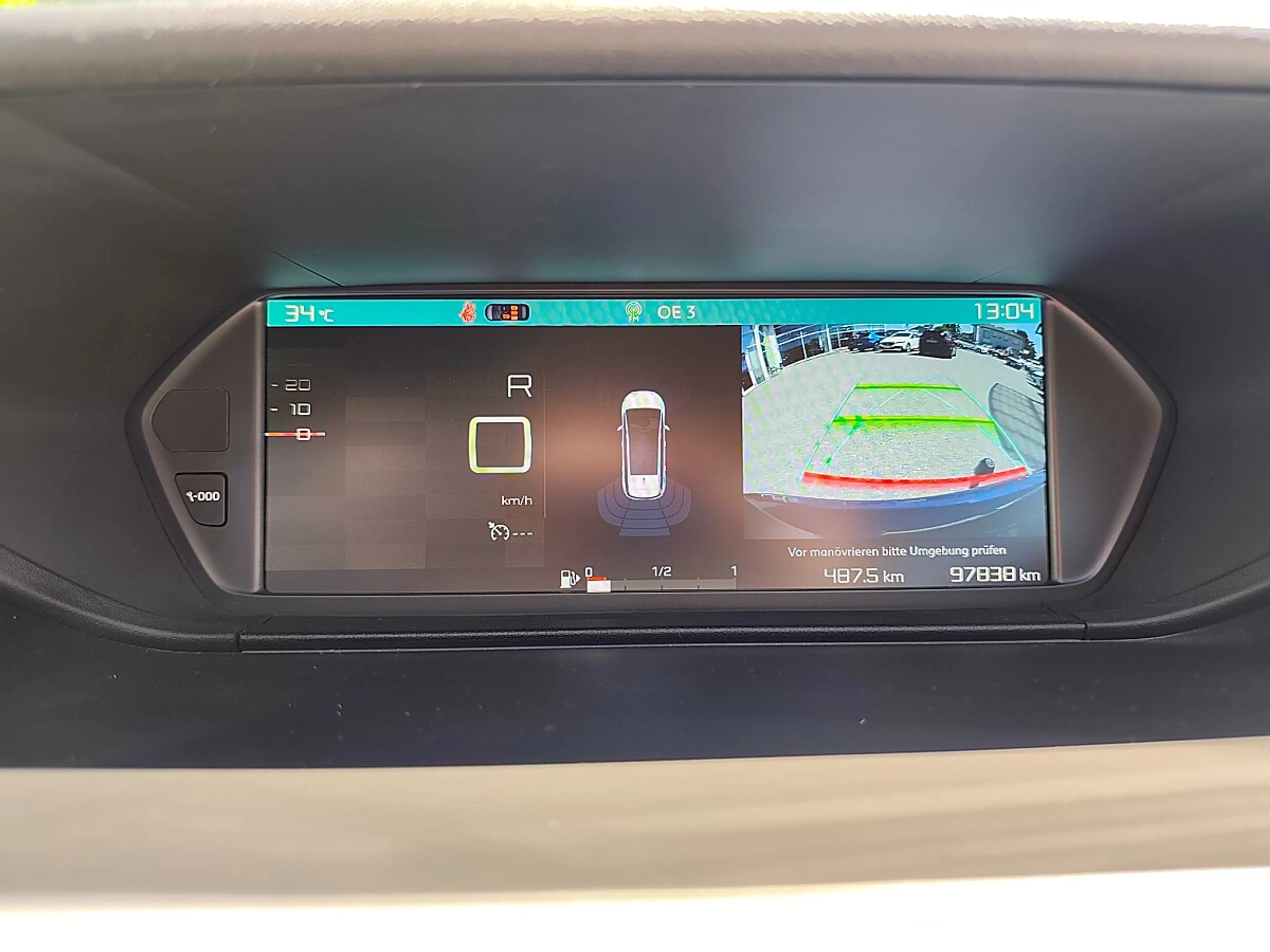 Citroen Grand C4 Picasso BlueHDI 120 S&S EAT6 Feel Edition — photo 11