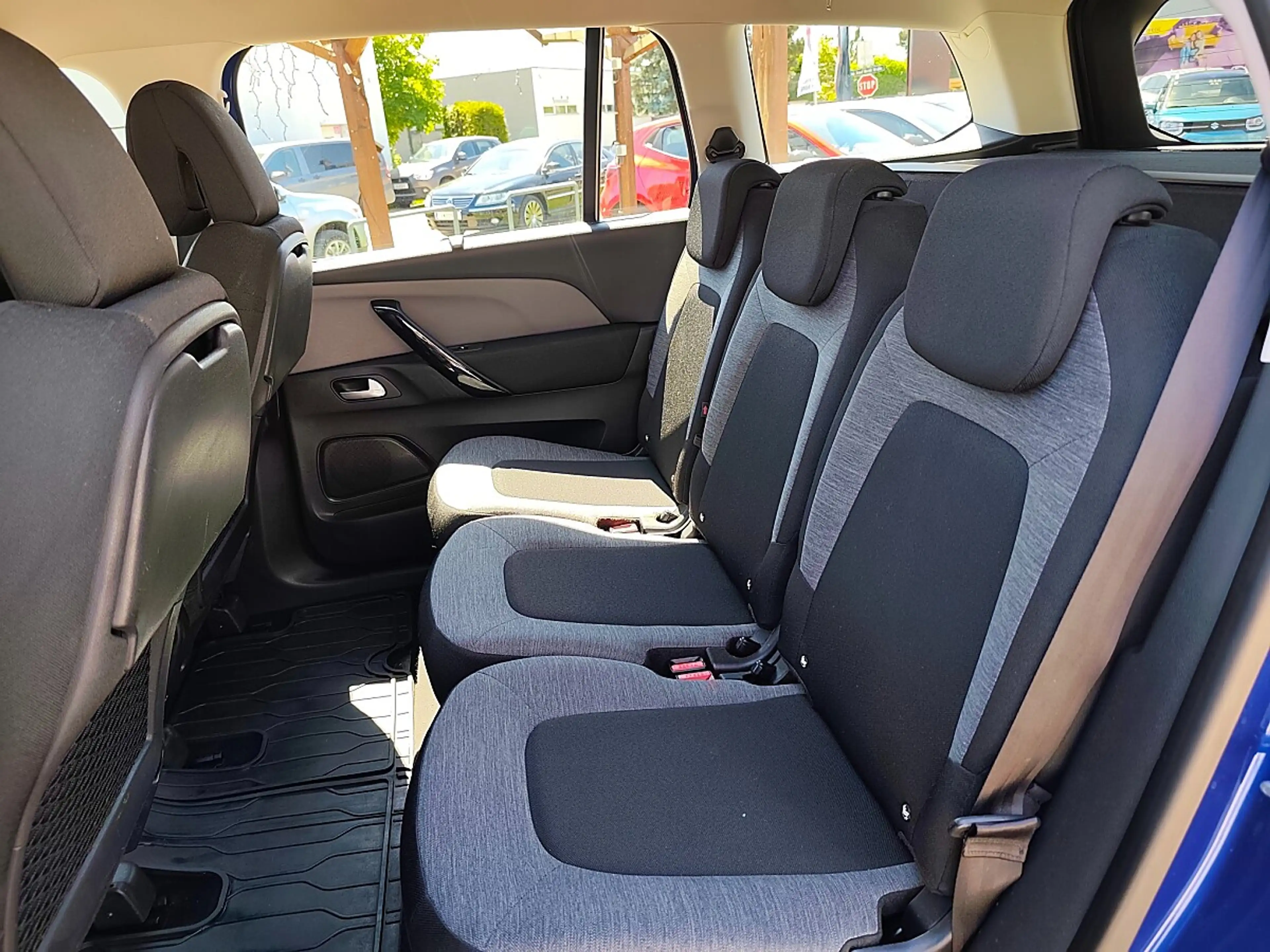 Citroen Grand C4 Picasso BlueHDI 120 S&S EAT6 Feel Edition — photo 13