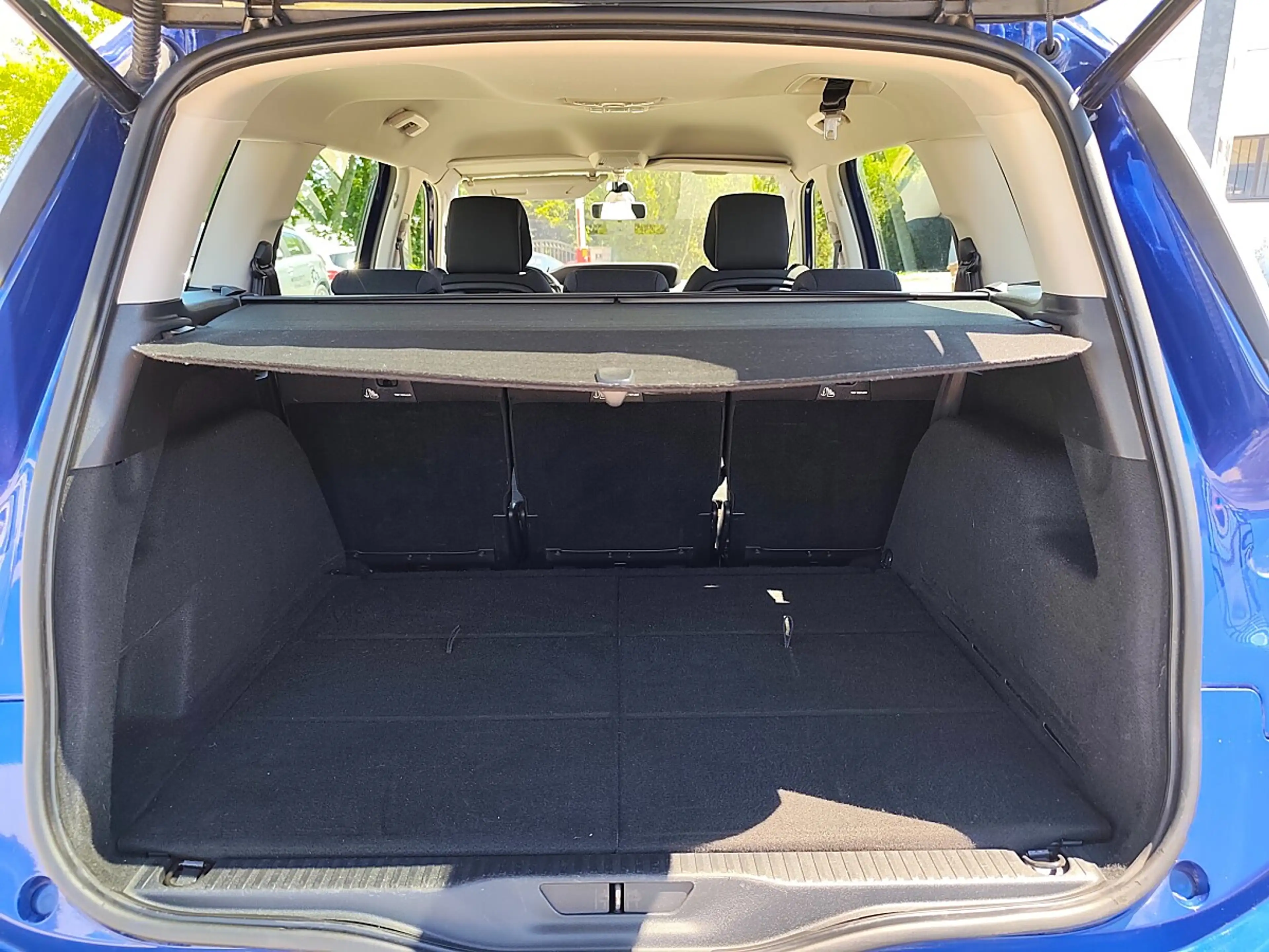 Citroen Grand C4 Picasso BlueHDI 120 S&S EAT6 Feel Edition — photo 14