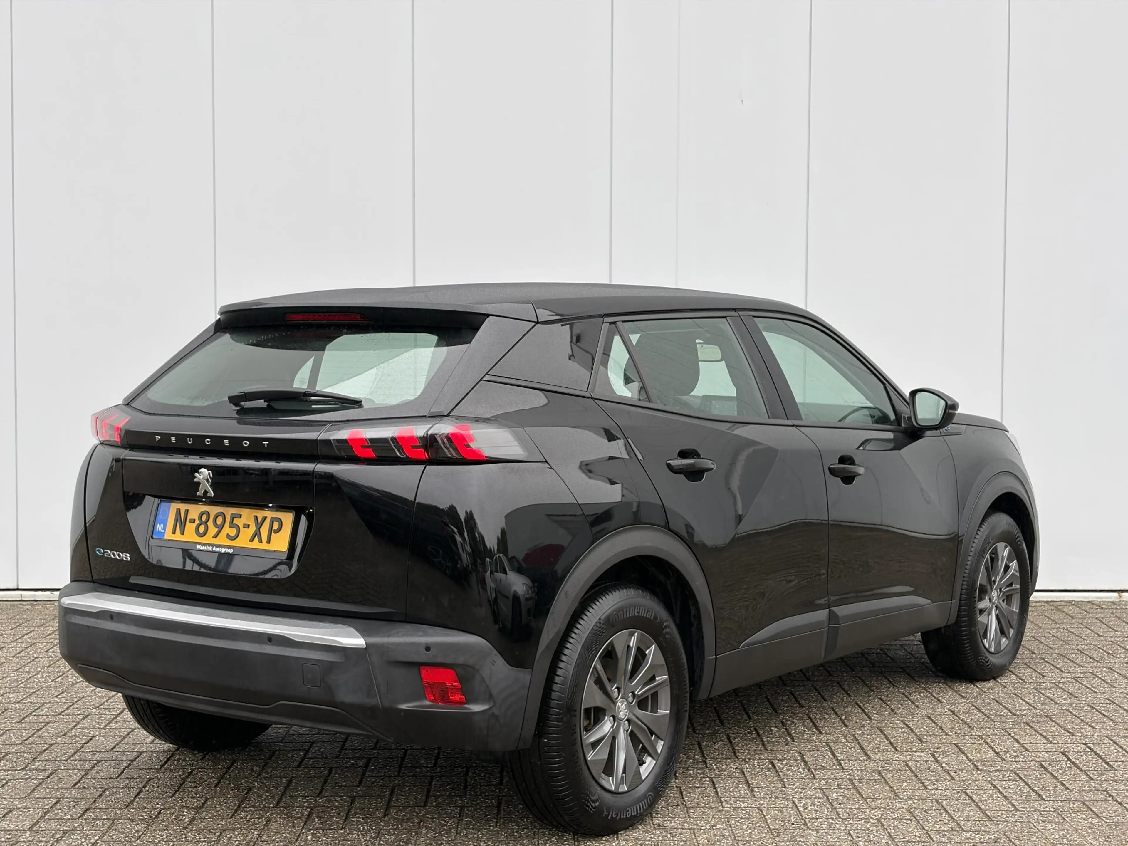 Peugeot e-2008 EV Active Pack 50 kWh | SOH 93,2 % | CarPlay | Par — photo 6