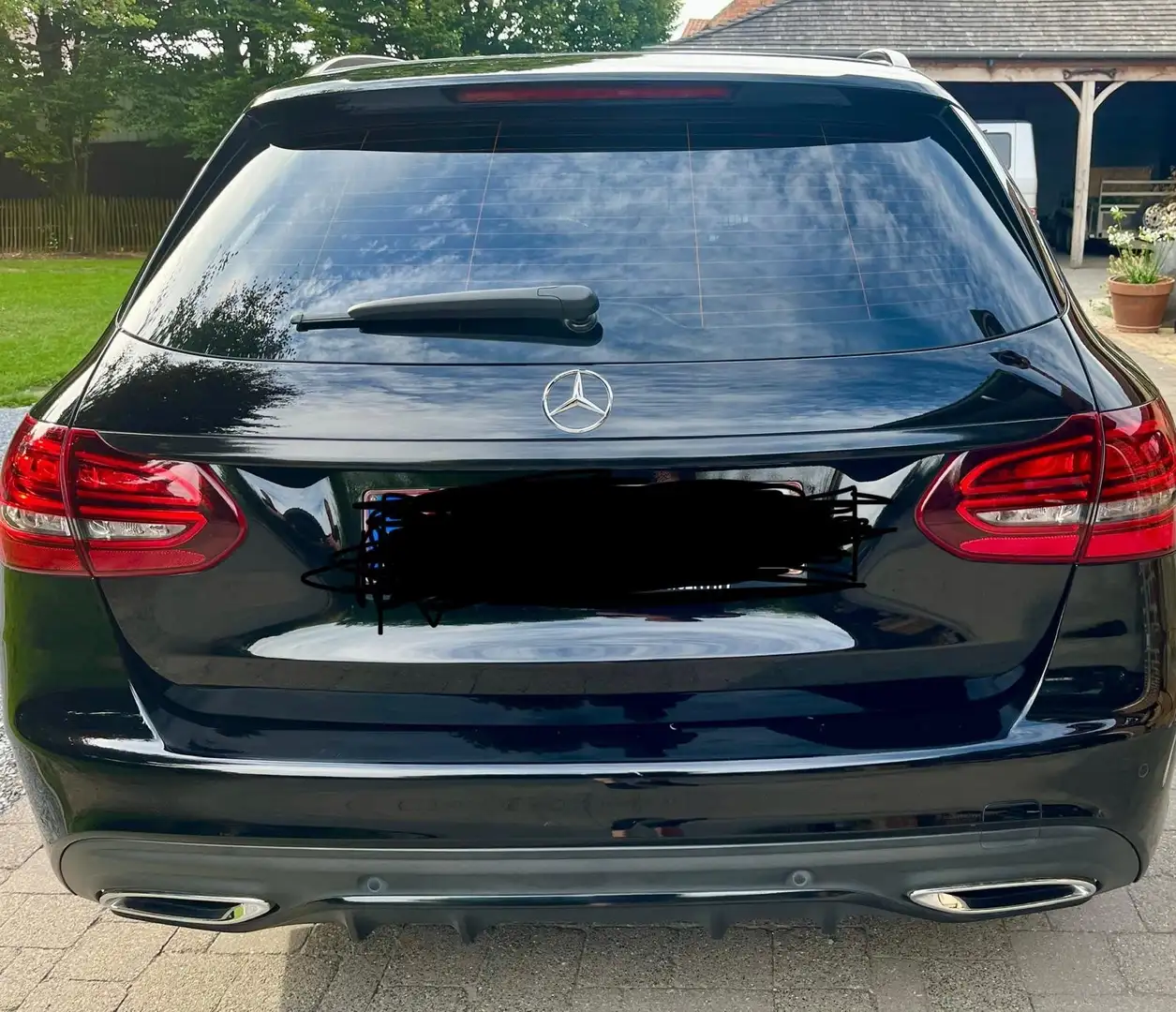 Mercedes-Benz C 300 d T 9G-TRONIC AMG Line - 2