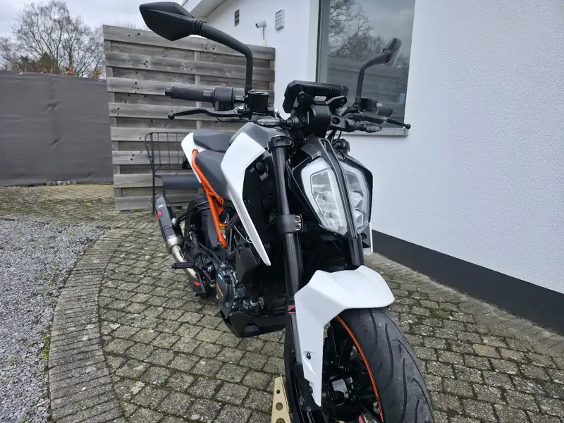 KTM 125 Duke - foto 4