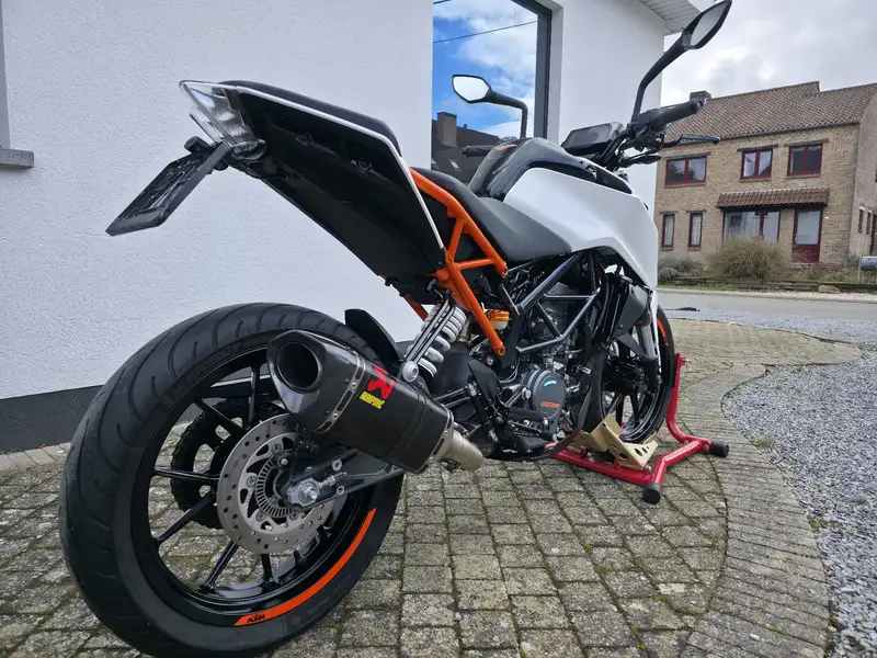 KTM 125 Duke - foto 7