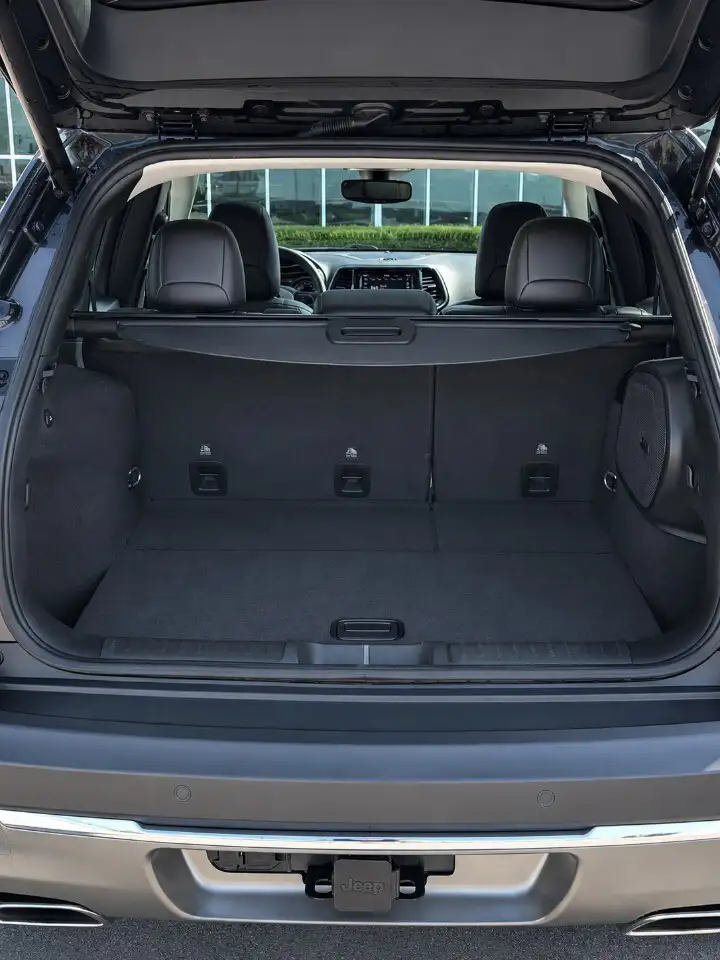 Jeep Cherokee photo Jeep Cherokee