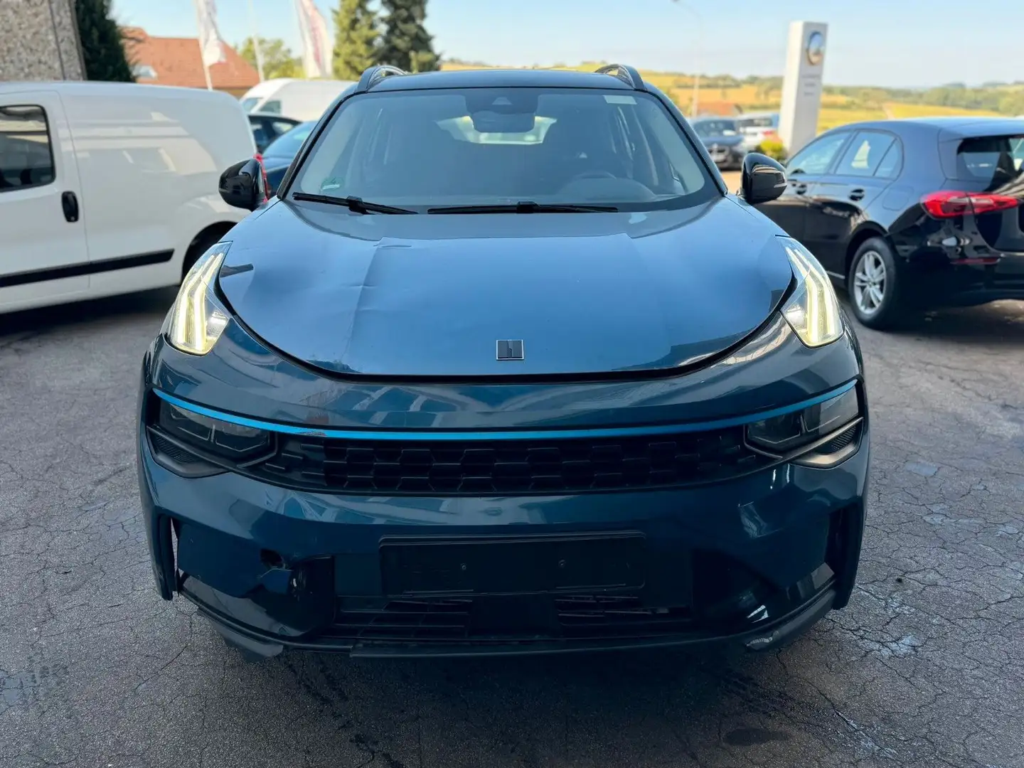 Autres 01 1.5T Mild-Hybrid HEV NAVI PANO AMBIENTE Bleu - 2