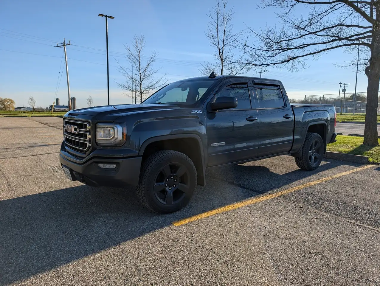 GMC 1500 снимка GMC 1500