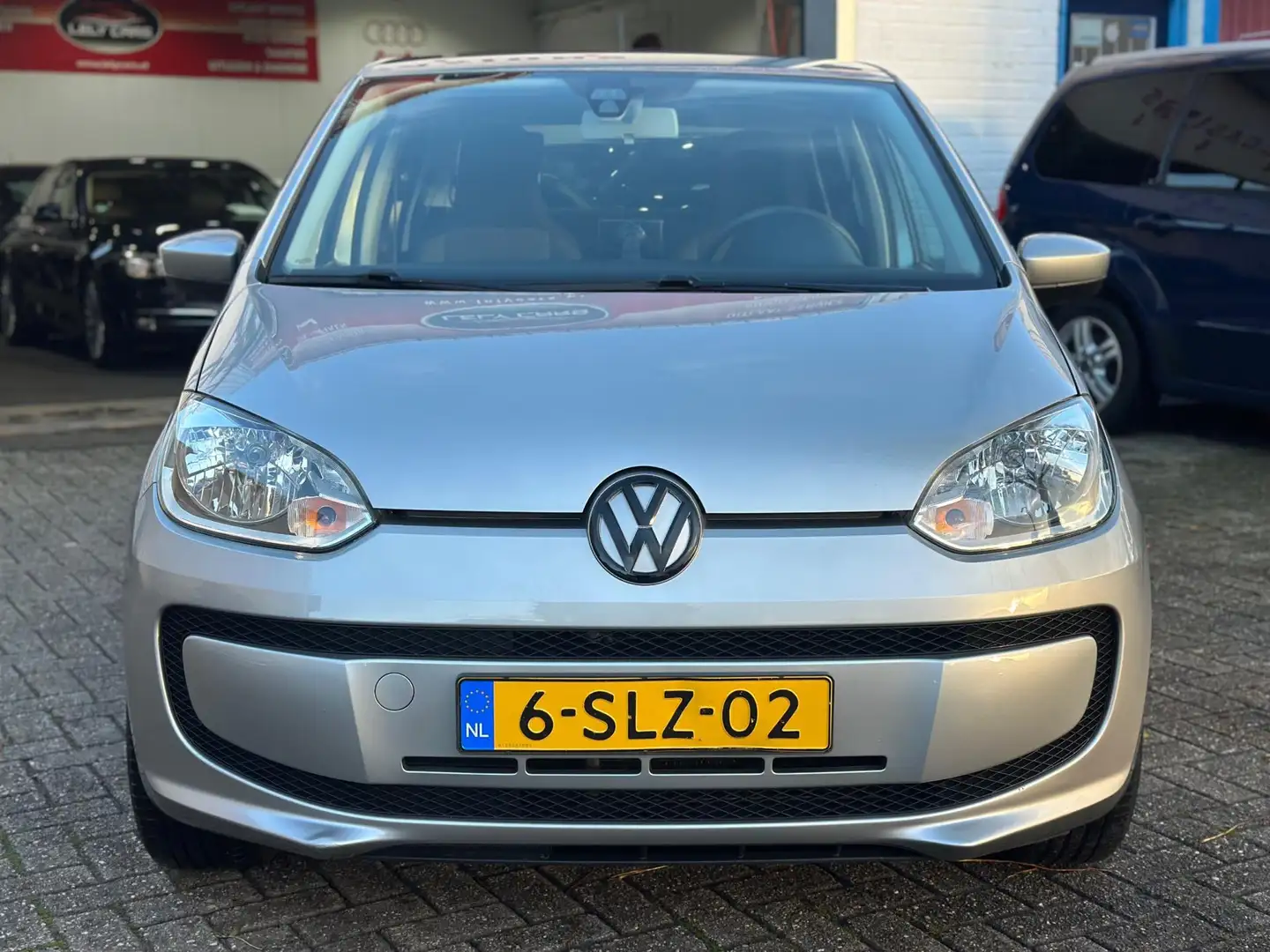 Volkswagen up! 1.0 move up! BlueMotion Bj:2013 NAVI AIRCO EL RAME Grijs - 2
