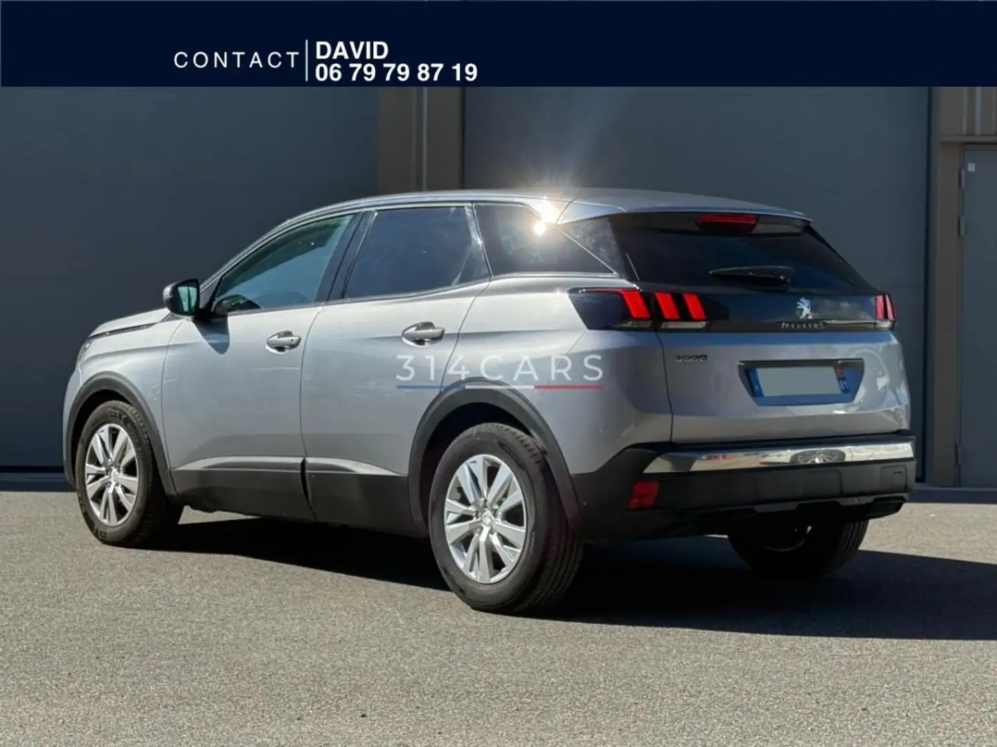 Peugeot 3008 1.6 BlueHDi 120 cv BVA Gris - 2