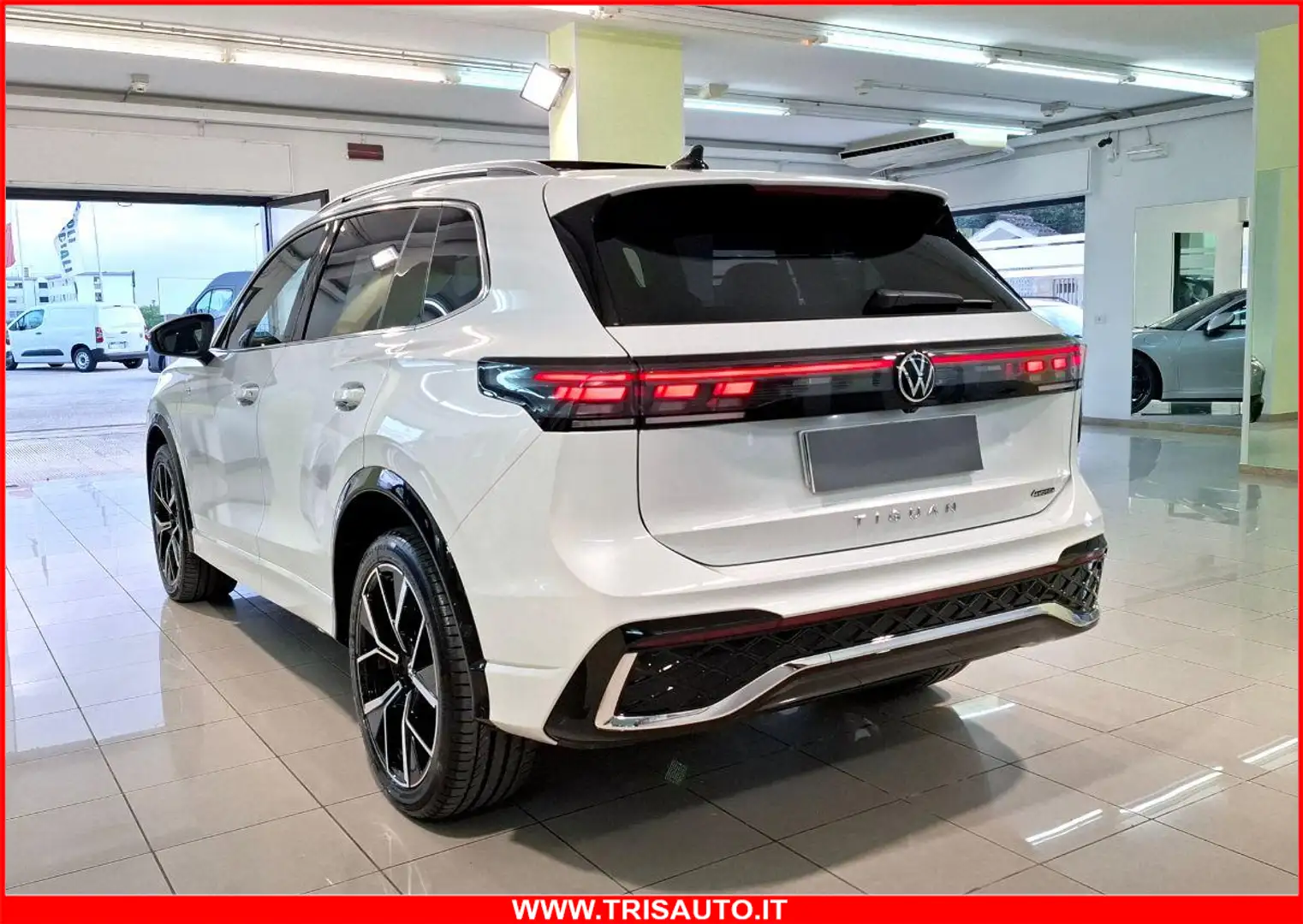 Volkswagen Tiguan 2.0 TDI Dsg 4Motion R-Line (TETTO PANORAMICO APRIB Bianco - 2