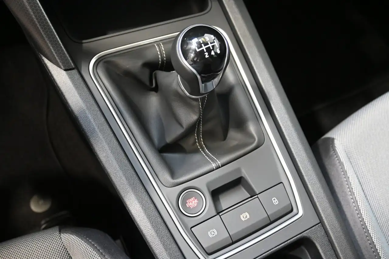 SEAT Leon 2026 — фото 15