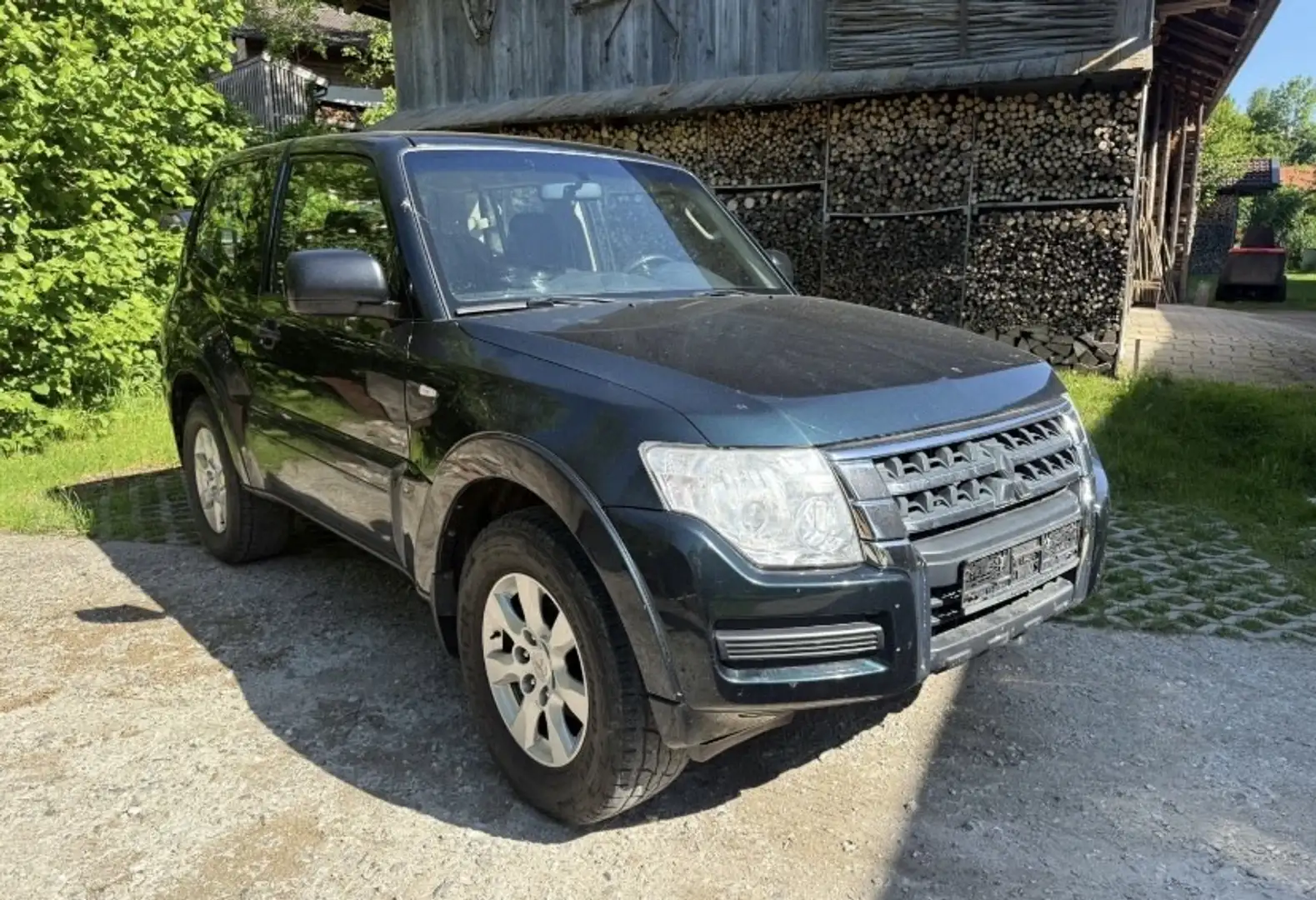 Mitsubishi Pajero 3,2 Di-D - 1