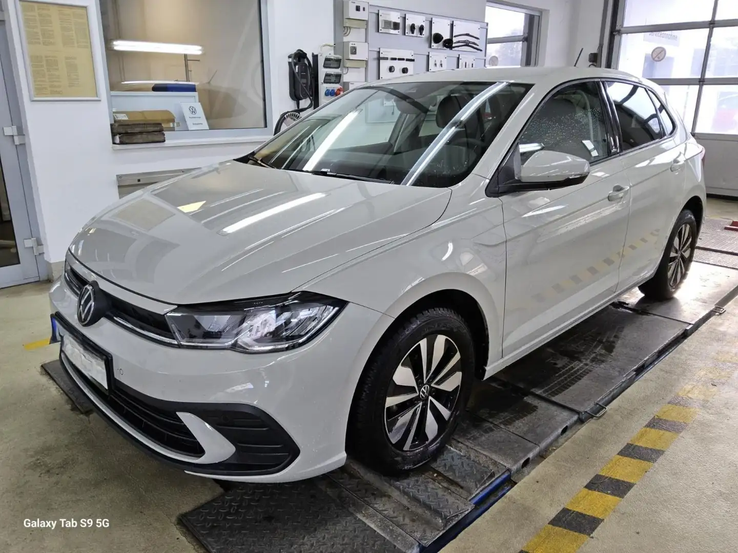 Volkswagen Polo 1.0 Move*LED*Start/Stop*Sitzheizung*DAB+* Grau - 2