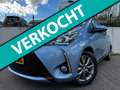 Toyota Yaris 1.5 Hybrid Design Sport/AUTOMAAT/NAVI/CAMERA/CRUIS Blauw - thumbnail 1
