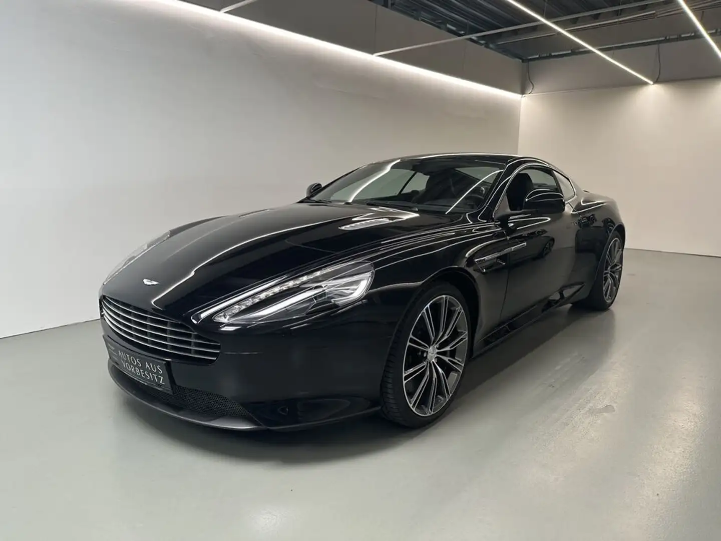 Aston Martin DB9 Coupé / Onyx Black / B & O / Zwart - 1