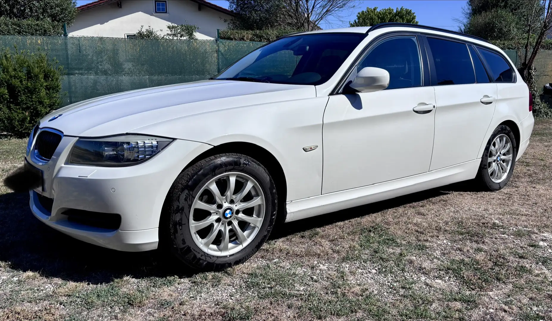 BMW 316 316d Touring Österreich-Paket Weiß - 2