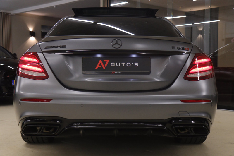 Mercedes-Benz E 63 AMG S 4MATIC+ PANO/360CAM/CARPLAY/MEM/ACC/BOMVOL — photo 27