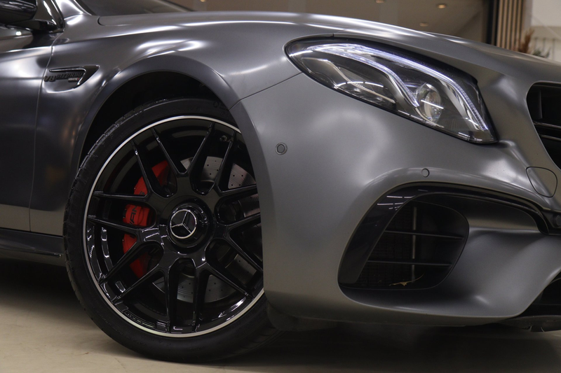 Mercedes-Benz E 63 AMG S 4MATIC+ PANO/360CAM/CARPLAY/MEM/ACC/BOMVOL — photo 32