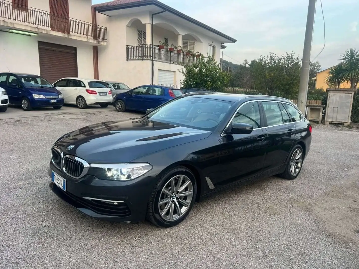 BMW 530 530d Touring xdrive Sport 249cv auto Nero - 2