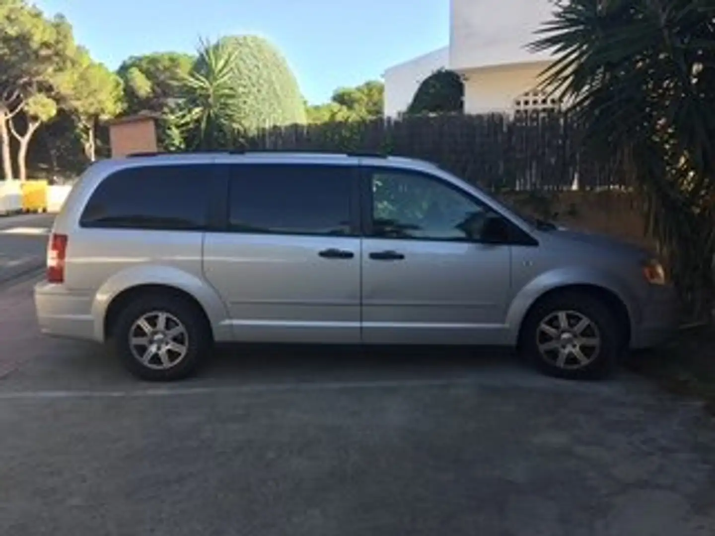 Chrysler Grand Voyager Grand Voyager 2.8CRD LX Aut. LX Gris - 1