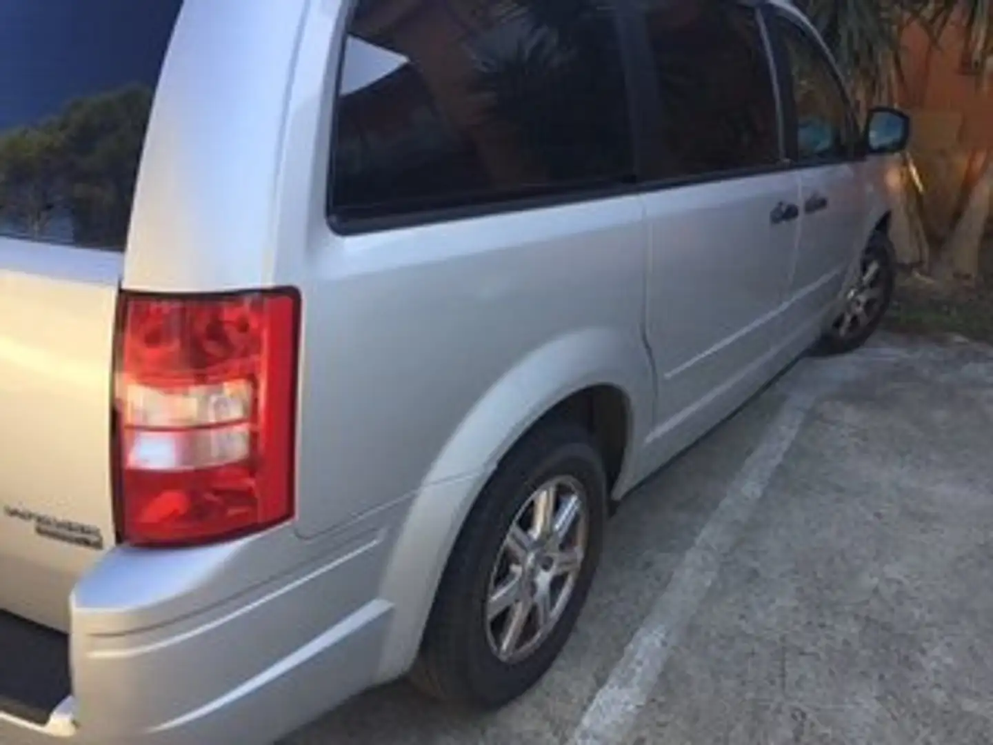 Chrysler Grand Voyager Grand Voyager 2.8CRD LX Aut. LX Gris - 2