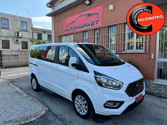 Ford Tourneo Custom 2.0 TDCI 130cv TITANIUM SEDILI GIRABILI 8 POSTI