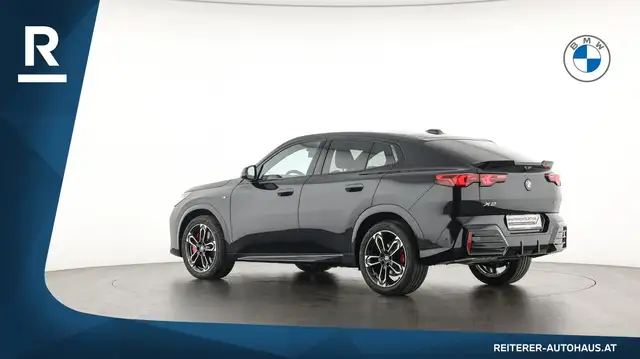 BMW X2 sDrive18d *M Sportpaket Pro *Adaptives M Fahrwerk Ansicht 4